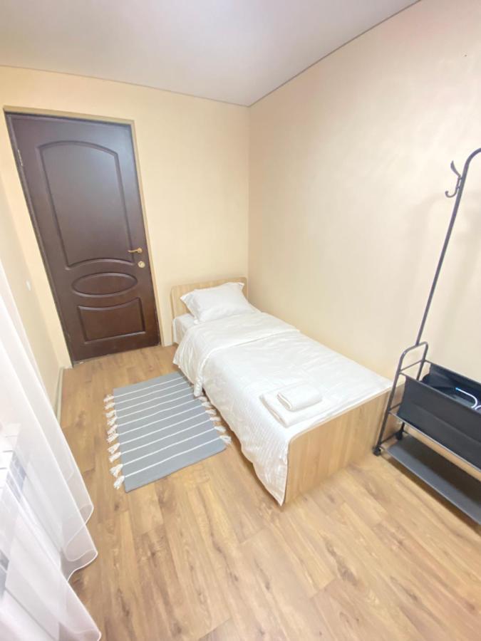 Like Home Rooms Алма Ата Екстериор снимка